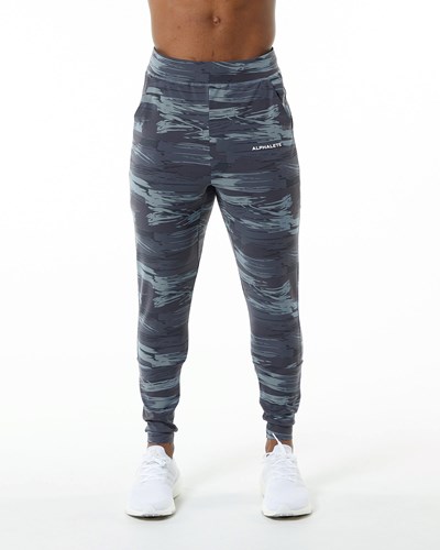 Alphalete 4-Way Stretch Jogger Camo | 496GHEQMR