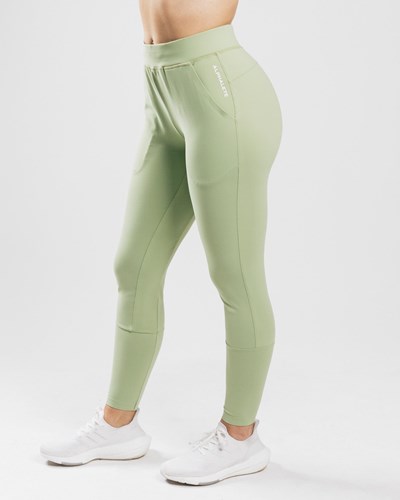 Alphalete 4-Way Stretch Jogger Frozen Spring | 851BLUOGH
