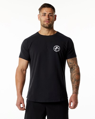 Alphalete Fitted Performance Lyhyt Sleeve Mustat | 238HFCTDY