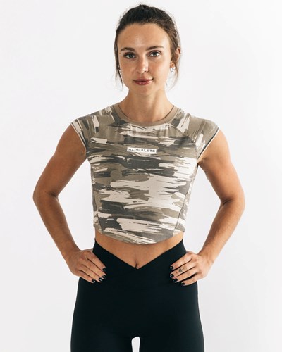Alphalete High Performance Lyhyt Sleeve Crop Tee Camo | 154CVREYU